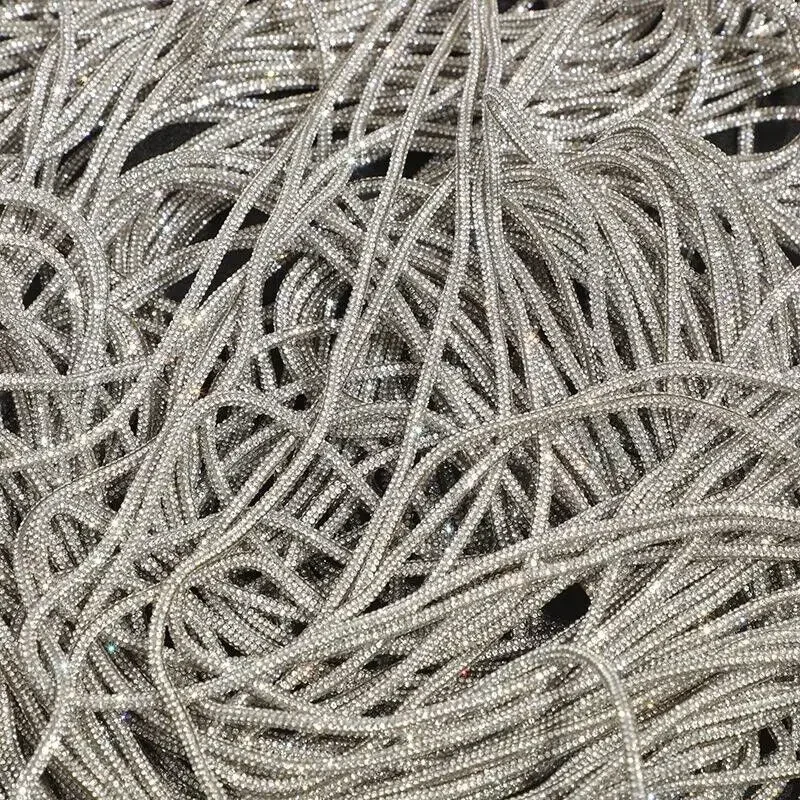 Kryształowe sznurówki do butów – Art Craft Materials recenzja i cena