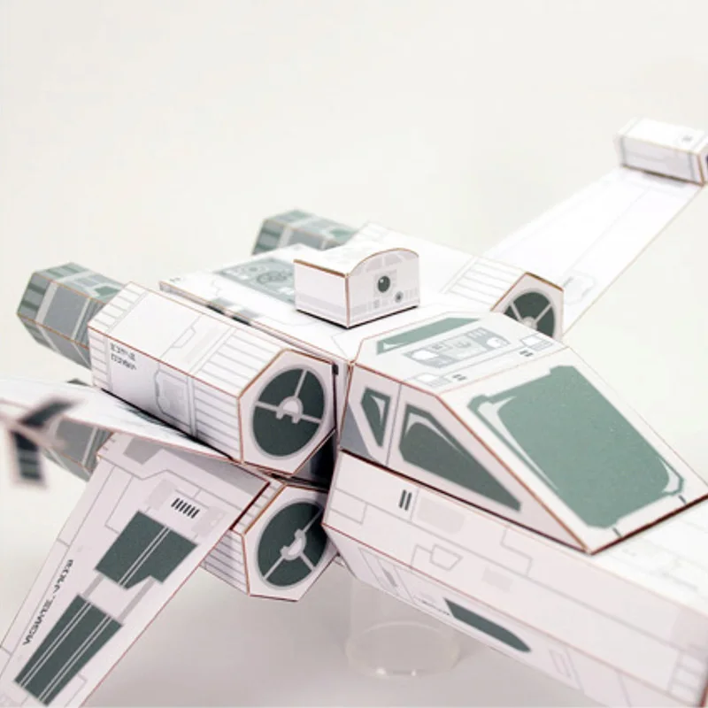 Model samolotu X-WING z białeg – Art X Craft recenzja i cena